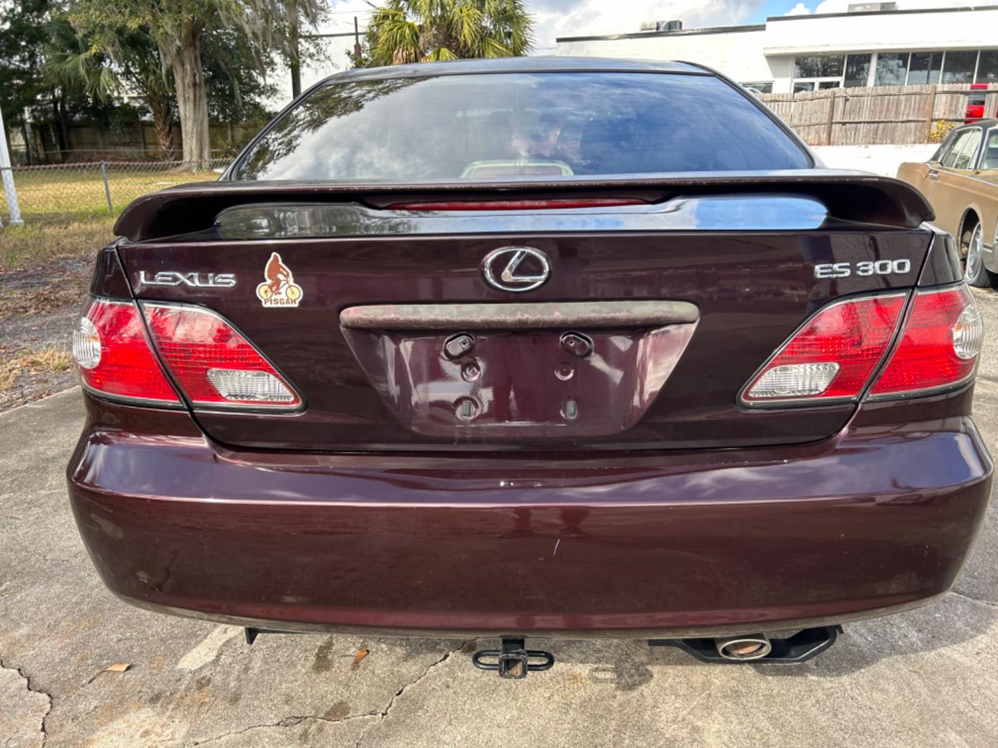 2002 Lexus ES 300 (JTHBF30G020) , located at 1758 Cassat Ave., Jacksonville, FL, 32210, (904) 384-2799, 30.286720, -81.730652 - $3500.00 CASH 2002 LEXUS ES300 MODEL ONLY 196,607 MILES LEATHER ALLOYS SUNROOF SPOILER REMOTE KEYLESS ENTRY RUNS AND DRIVES GREAT 4-DOOR AUTOMATIC TRANSMISSION ICE-COLD AIR-CONDITIONING CALL US NOW @ 904-384-2799 - Photo#5